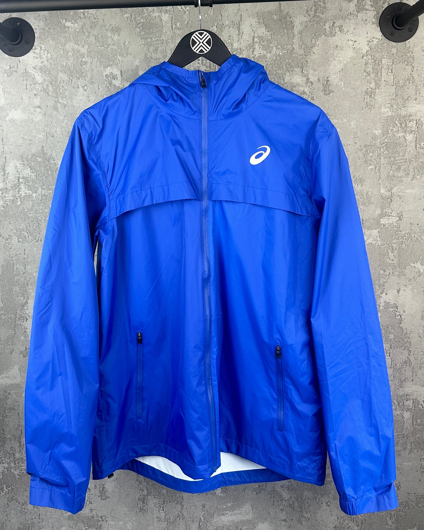 ASICS WATERPROOF WINDRUNNER ‘AIR FORCE BLUE’ / L